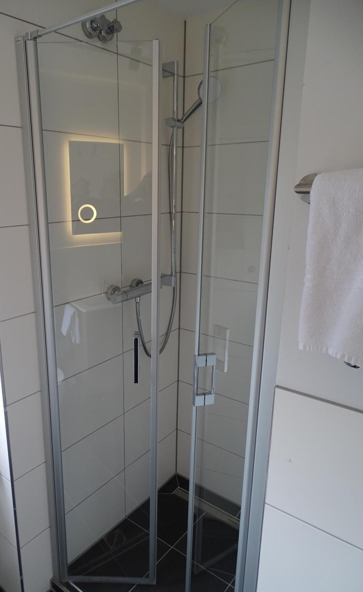 Hotel Zur Therme 바트베스테른코텐 외부 사진